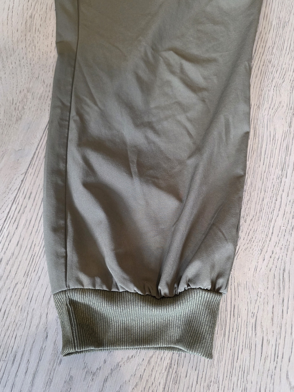 Olive Green Cargo Jogger Pants - Casual Utility Style - Picture 6 of 7